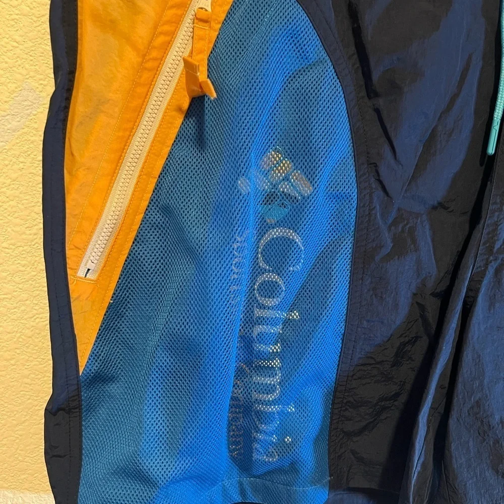 Columbia Yellow and Blue Ripstop Shorts size xxl